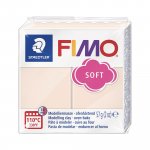 Askartelumassa Staedtler fimo persikka
