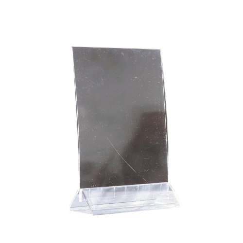 5723832 Esiteteline kirkas V150 A5 on tyylikäs 2-puolinen pöytäteline julkisiin tiloihin ja toimistoihin. Mainion pöytätelineen sisään sopii 1-2 arkkia. Katsothan muitakin esitetelineitämme verkkokaupastamme.