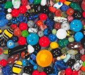 Lasihelmet Playbox 6-26 mm värilajitelma 1 kg