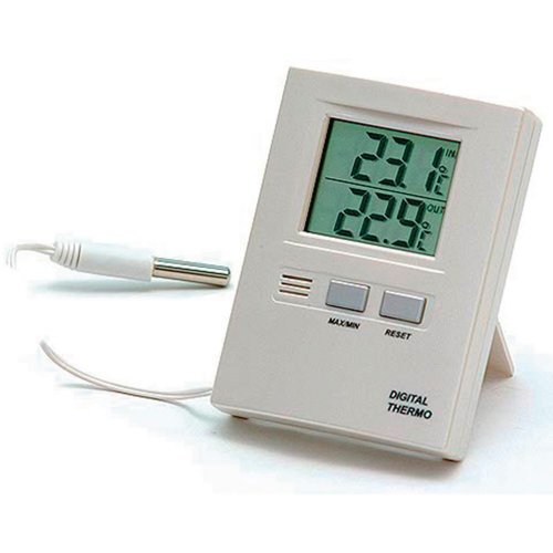 Lämpömittari 210 kylmälaitteille, hinta 22,83€