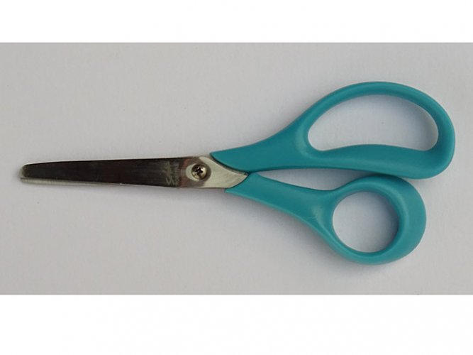 Lastensakset Scriva 68092 vasenkätisille 13 cm, hinta 0,77€