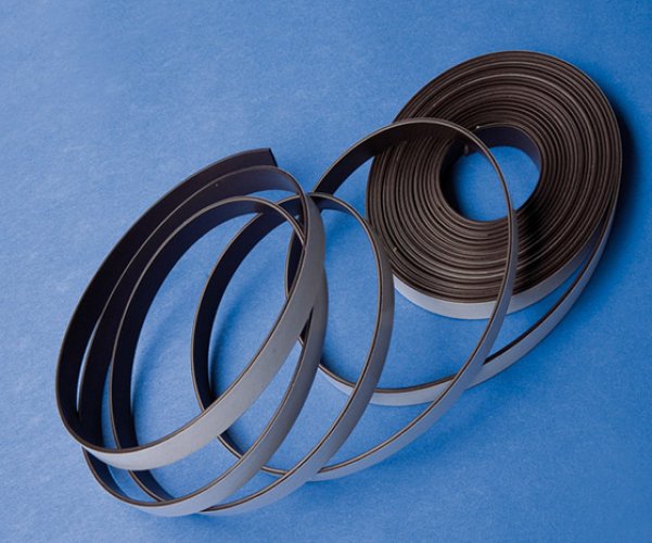 Magneettinauha Playbox 5 m x 12,5 mm, hinta 3,46€