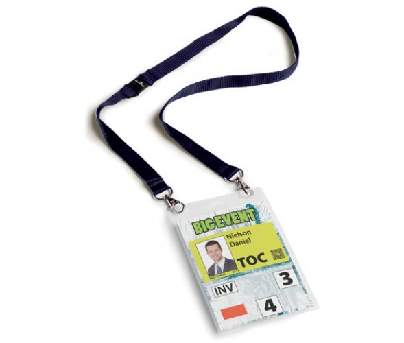 Nimikortti kaulanauhalla Durable A6 /10, hinta 32,77€