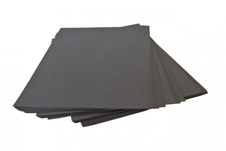 Piirustuspaperi A3/100 musta 120G, hinta 12,07€